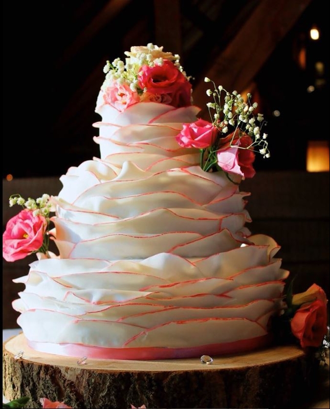 Gallery image 11: Gwyneth Johnson Cake Design