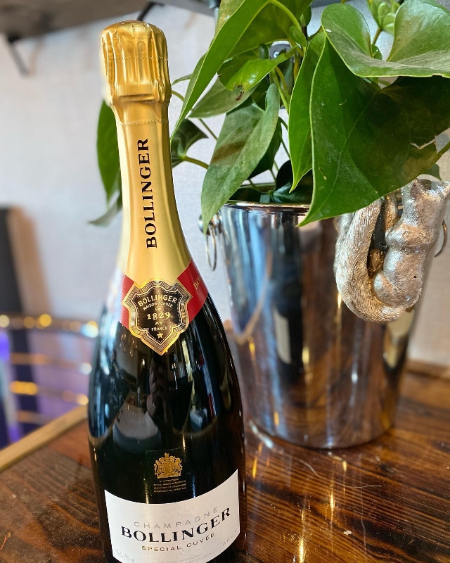 Gallery image 6: silver-fox