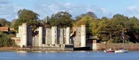Thumbnail image 2 from Upnor Castle