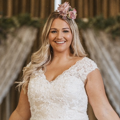 Beautiful in Curves is a new boutique for curvy brides