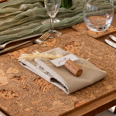 Sustainable wedding table ideas from LIGA