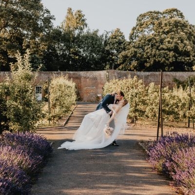 Real Weddings: Rom-com romance