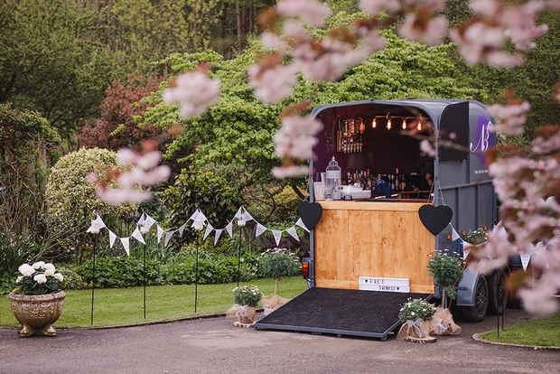 The Neigh Bar is a new mobile bar based in Burwash: Image 1