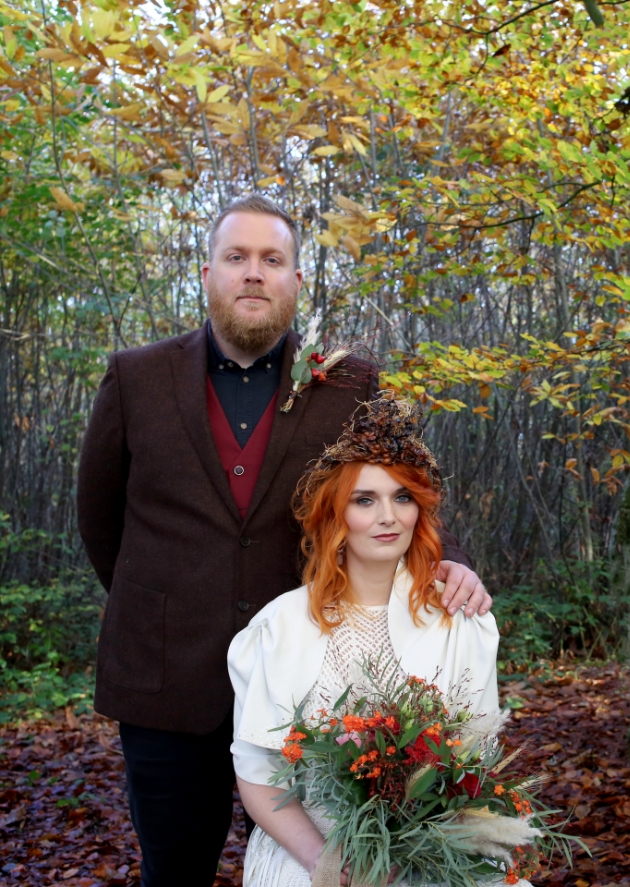 Kissed by fire - a Kent styled shoot: Image 3