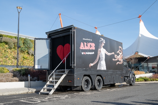 Alice in VR Wonderland truck at McArthurGlen Ashford