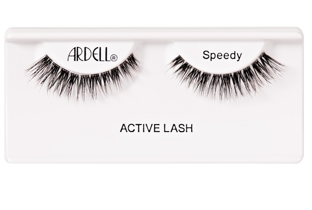 Speedy eyelashes in white packaging.