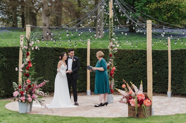 Karina O'Donnell from Simply Ceremonies conducting an al fresco wedding ceremony
