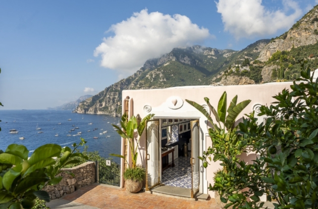 outside view of Treville Positano